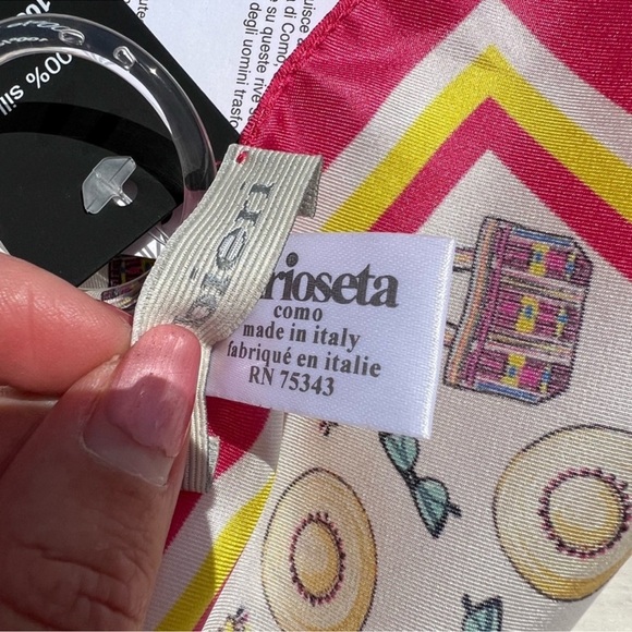 NWT ITALIAN SILK SCARF MADE IN COMO - Picture 6 of 7